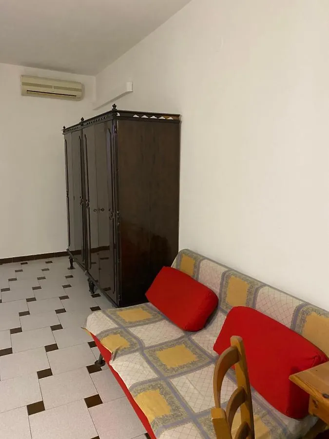 Hotel Casa Vacanze Gilli Cagliari 0*,